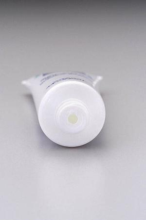 高級感と実用性を両立!縦型IDケースの魅力と選び方ガイド